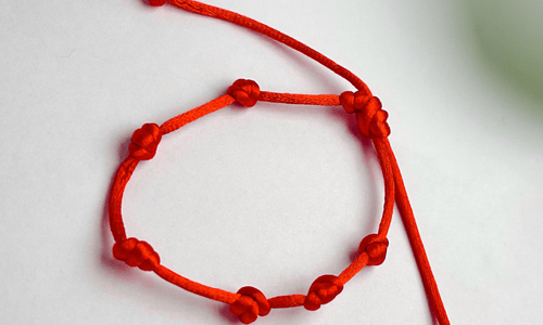 PULSERA ROJA DE 7 NUDOS - protección y buena suerte. pulsera contra el mal de ojo